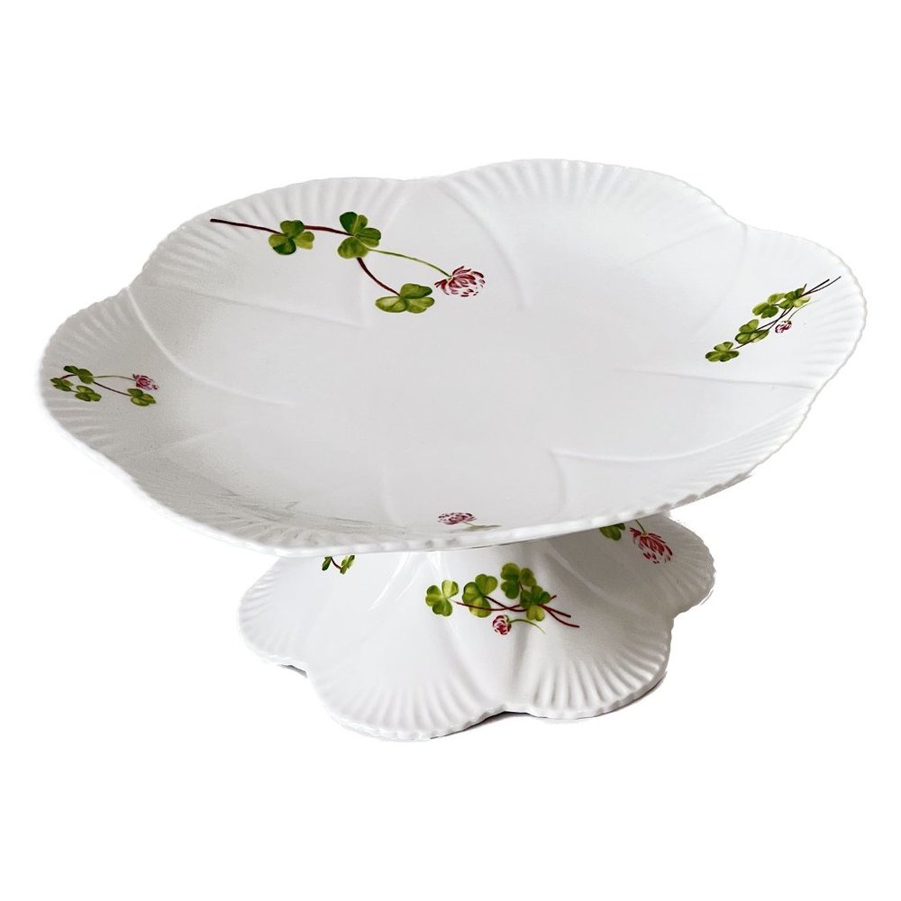 Y2K Shamrock/Clover Design Scalloped Cake Stand By Julia Minasian